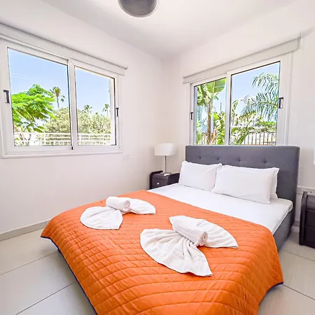Nissini #5 * Ayia Napa