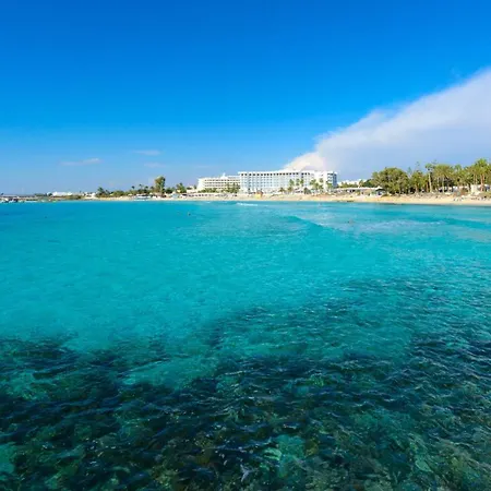 Nissini #5 * Ayia Napa